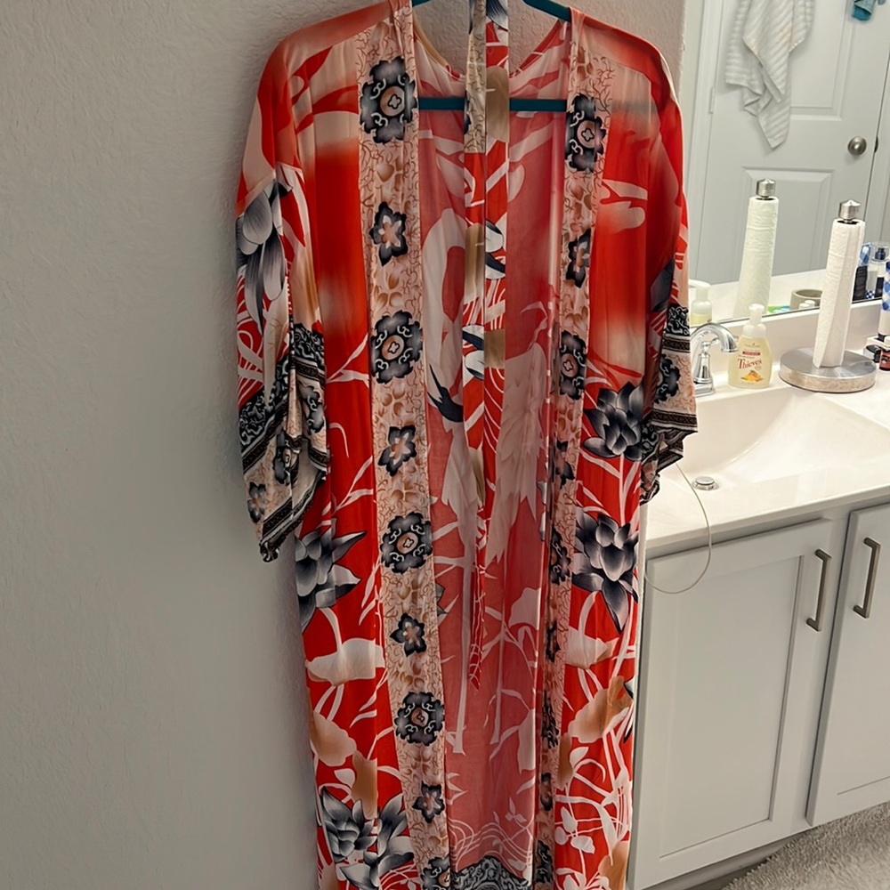 Floor length kimmono